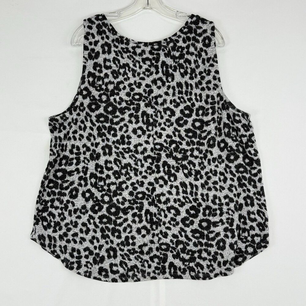 New York & Company Knit Animal Print Tank Top Women’s Size 2XL Grey - Picture 8 of 10
